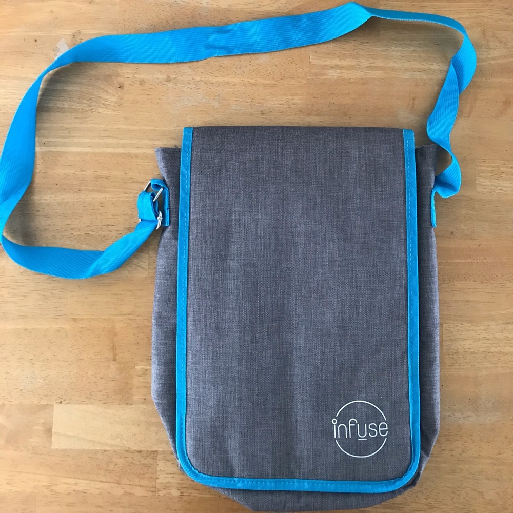 Infuse Young Living shoulder bag